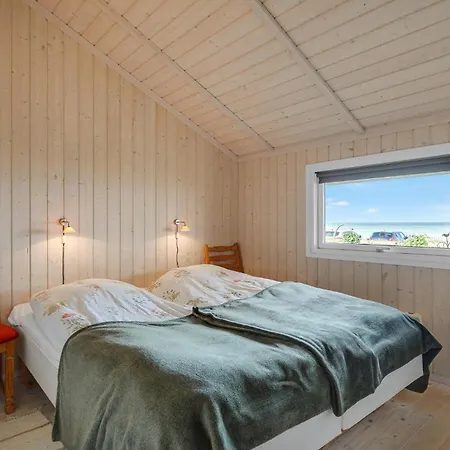 Prázdninový dům Awesome In With Kitchen Allingåbro